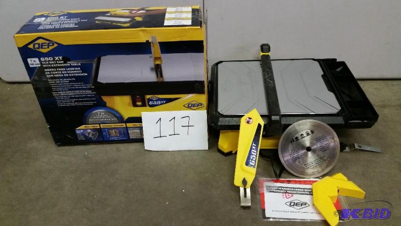 lot 117 image: QEP 34 HP Wet Tile Saw with 7 in