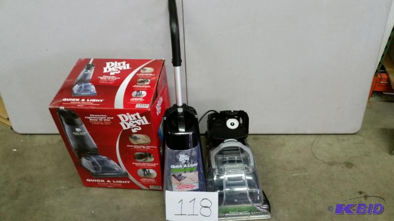 lot 118 image: Dirt Devil Quick and Light Carpet Washer