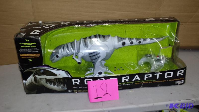 lot 12 image: WowWee Roboraptor X Dinosaur Robot