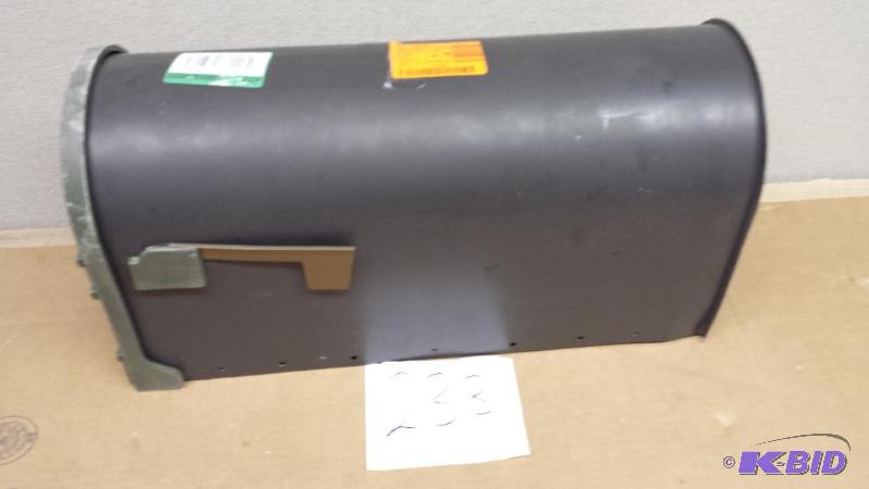 lot 238 image: Gibraltar Mail Box