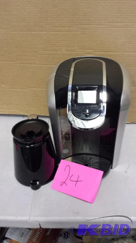 lot 24 image: Keurig 2.0 Hot Brewer Coffee Brewer Starter System