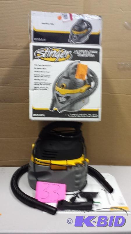 lot 33 image: Stinger 2 5 Gallon Wet Dry Vac