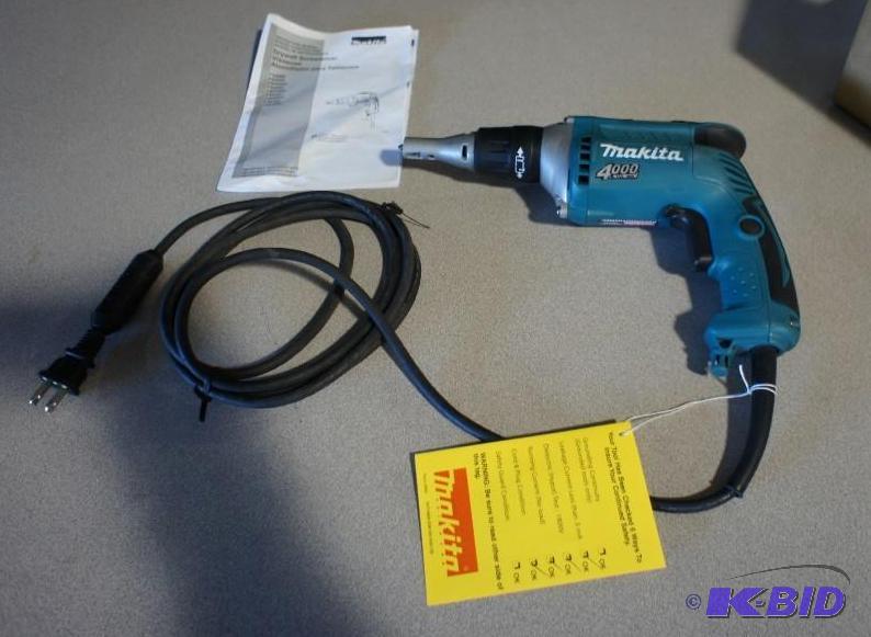 Makita Drywall Electric Screwdriver - Recondi...