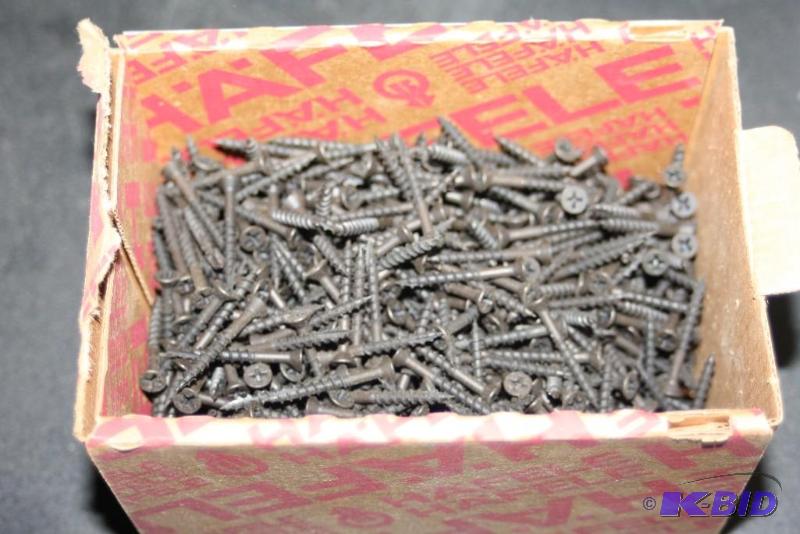 lot 356 image: Box Lot of Miscellaneous Metal Screws.