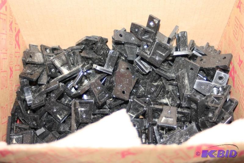 lot 368 image: Box Lot of Miscellaneous Hardware.