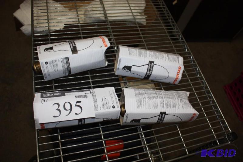 lot 395 image: Lot of (4) Sylvania Mercury Lamps 1 BulbPackage.