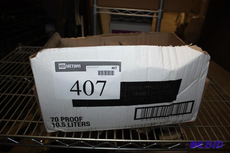 lot 407 image: Box Lot of Miscellaneous Plastic Letters & Numbers For Business Signs.