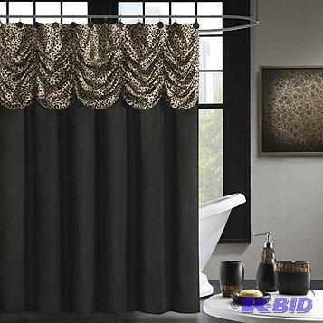 lot 26 image: New Safari Cheetah 7pc Bath Set MSRP $15...