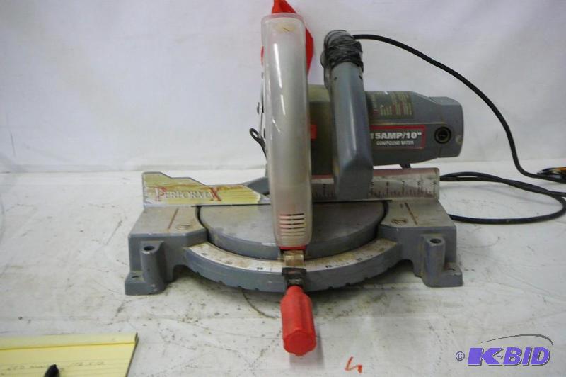 Performax 15amp 10" Compound Miter saw w... Consignment Auction 197