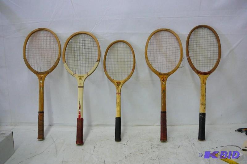 lot 5 image: Tennis Rackets 5 count...