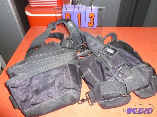 Dead on carpenters tool belt. Nylon construct...