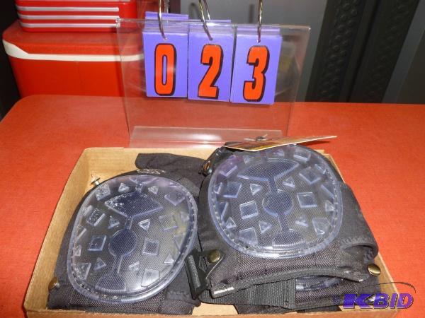 Dead on tools knee pads. As shown. Terms. Cas...