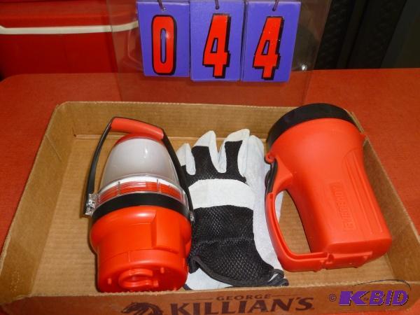 Flat of lanterns with batteries and gloves. T...