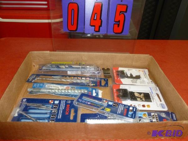 Flat of blades, dremmel and bosch blades. As ...