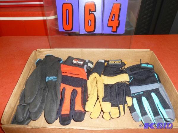Flat of works gloves. Size small to medium. A...