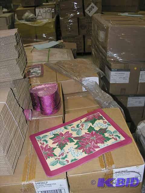 Classic poinsettia placemat