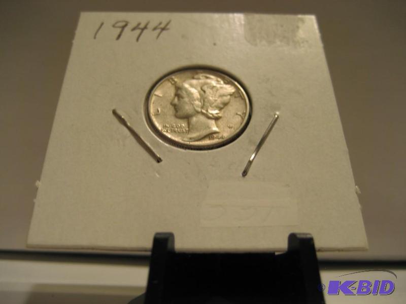 lot 62 image: 1944 MERCURY DIME, 90% SILVER XF