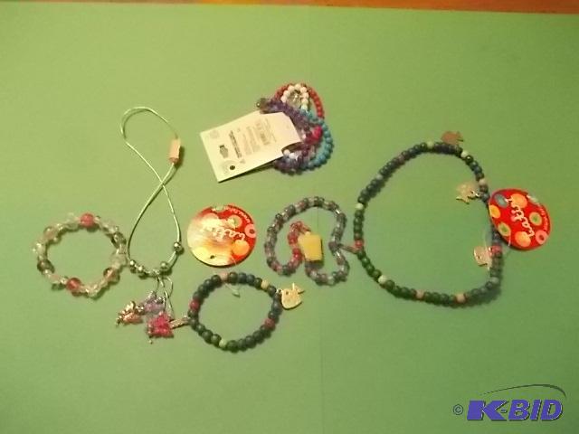 9-Pieces Little Girls Jewelry...