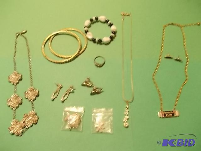Tootsie Roll Necklace &amp Earring Set, Rhin...
