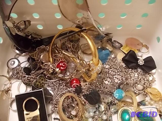 Large Lot Of Jewelry Parts &amp Pieces Also ...