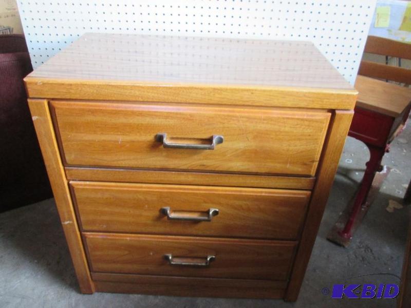 3 drawer wood dresser, 18 x 30 inch top, 32 t...