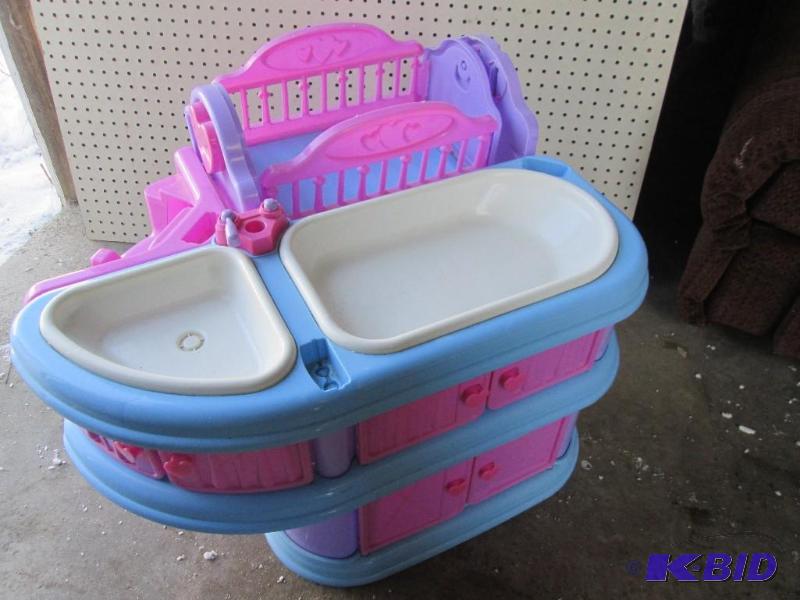 Plastic play set...