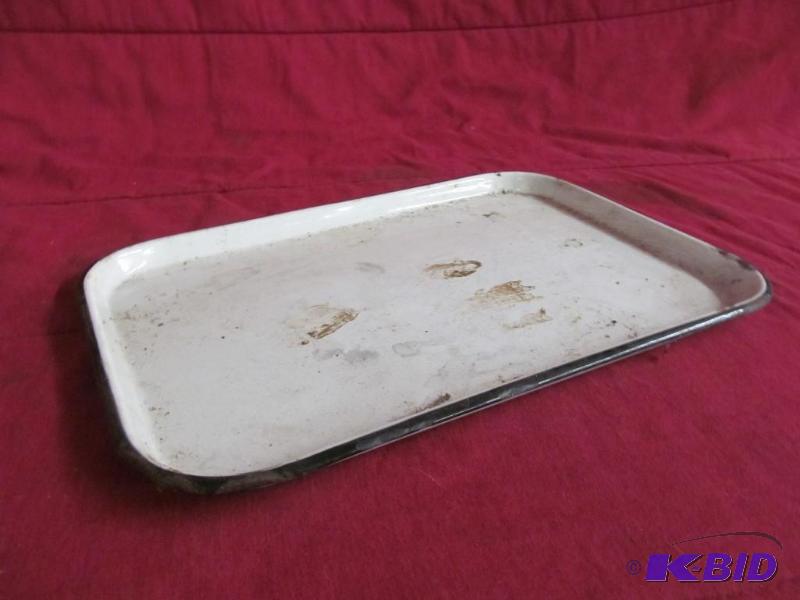 Tray