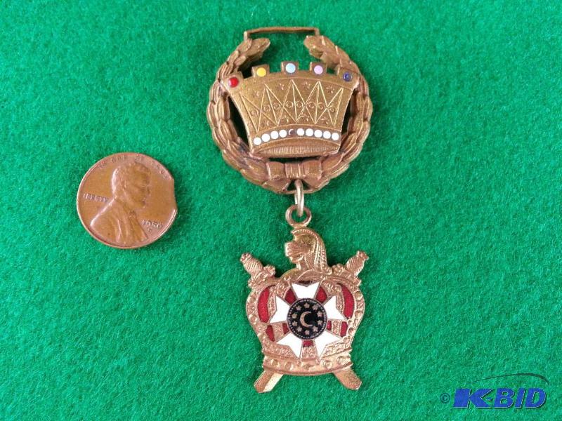 Vintage DeMolay Masonic Youth Merit Medal. To...