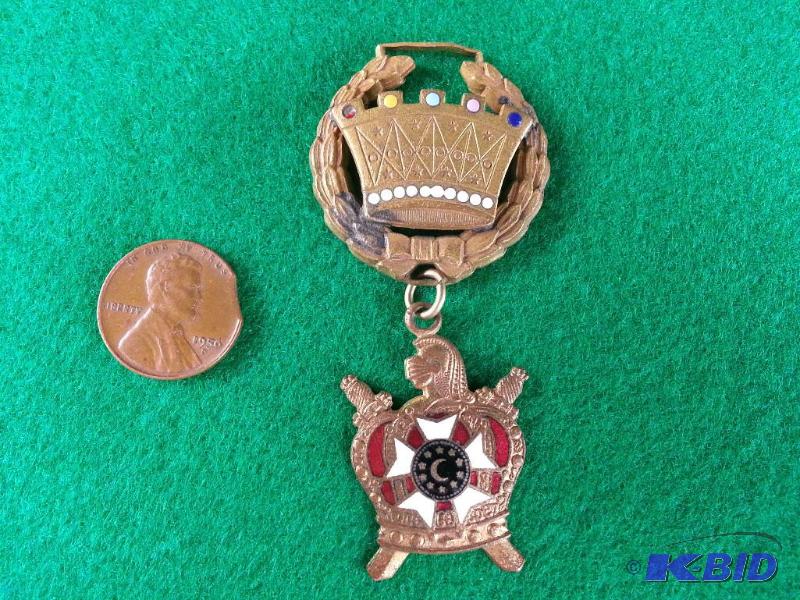 Vintage DeMolay Masonic Youth Merit Medal. To...