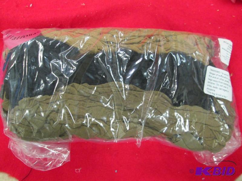 lot 133 image: 24 pairs of non-run knee highs black and sunt...