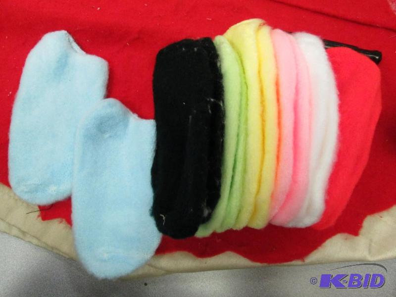 lot 134 image: 7 pairs of ladies brushed bootie socks...