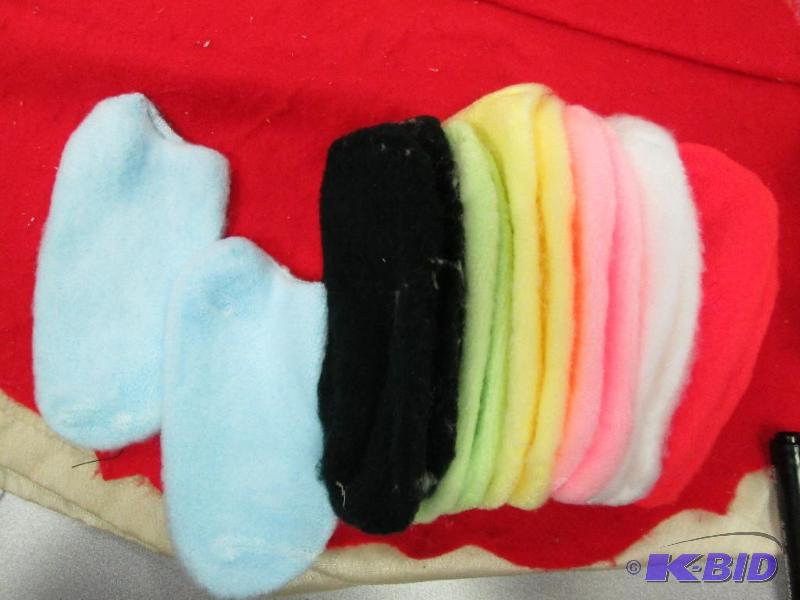 lot 135 image: 7 pairs of ladies brushed bootie socks...