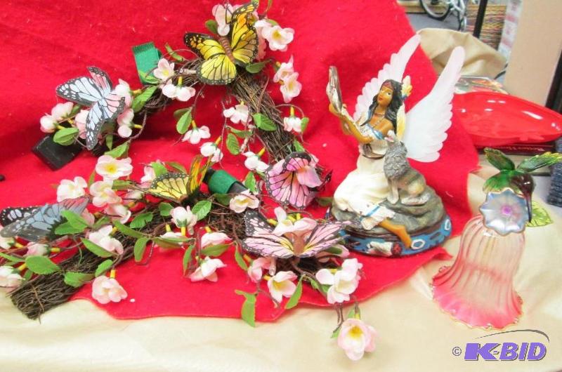 lot 177 image: Illuminated butterfly corner sitters set of 2...