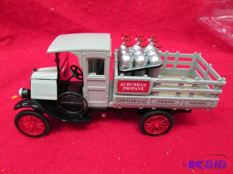 lot 189 image: Suburban Propane old time truck...