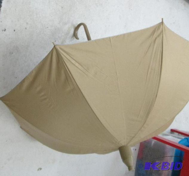 lot 199 image: Cloud nine umbrella-automatic-collapsible pla...