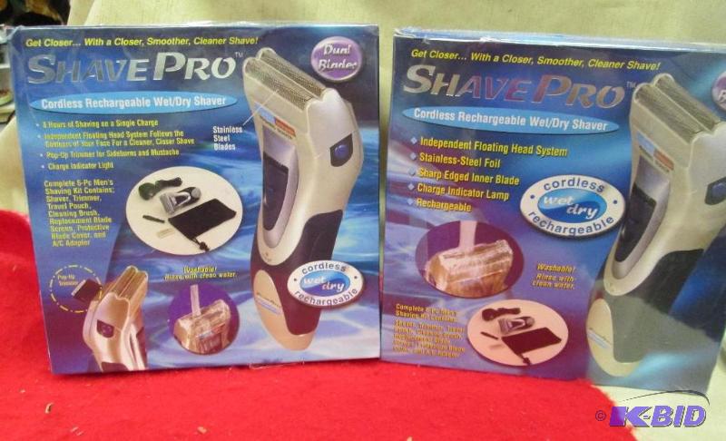 lot 20 image: Qty 2 Shave Pro Cordless Rechargeable WetDry...