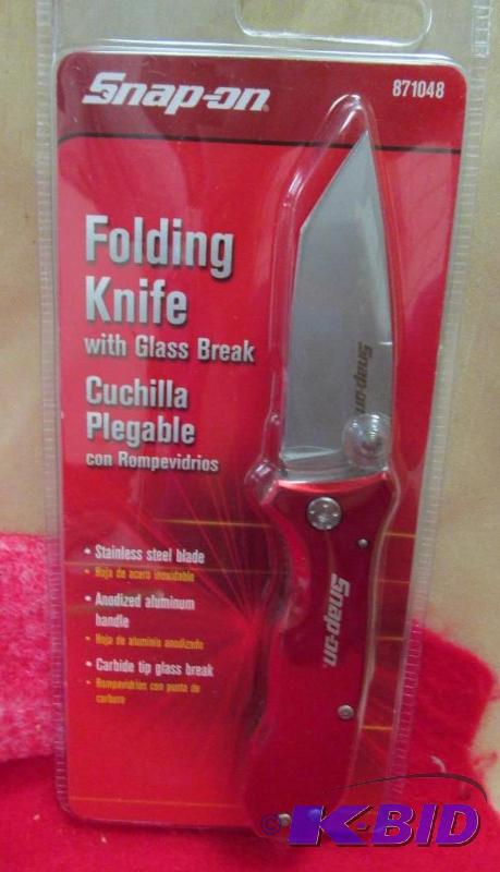 lot 3 image: Snap-on Folding Knife with glass break...