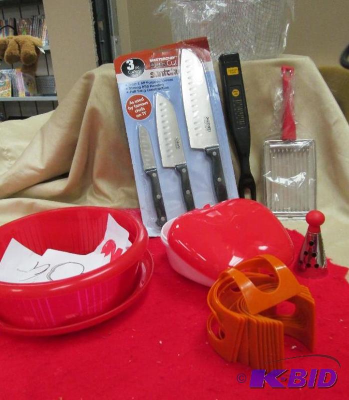 lot 51 image: Santak, basket for deep frying, 3 in 1 all pu...