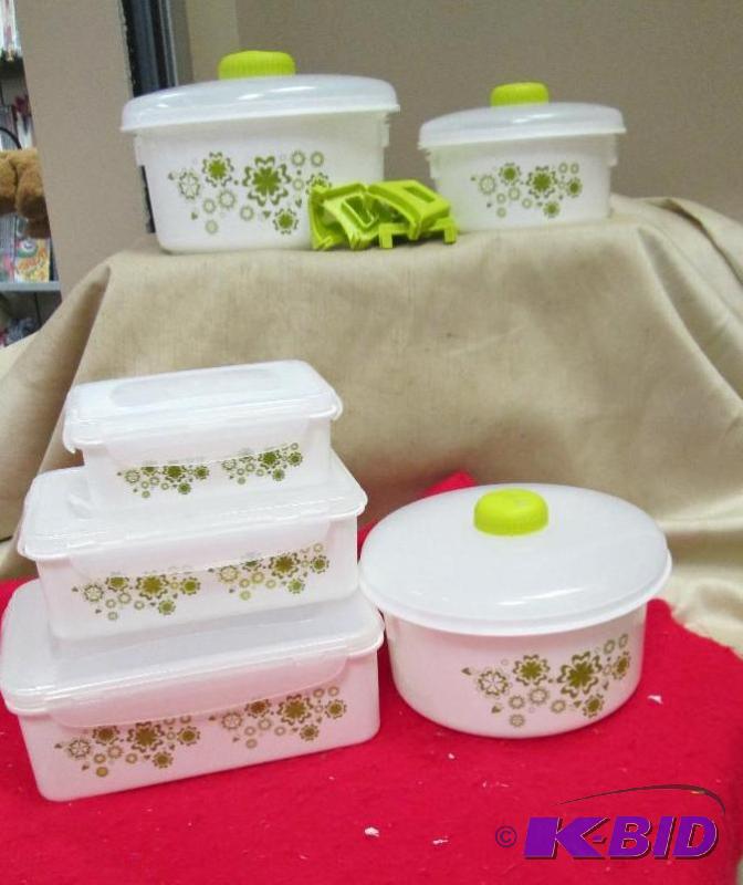 lot 93 image: Green Floral microwave cookware storage set o...