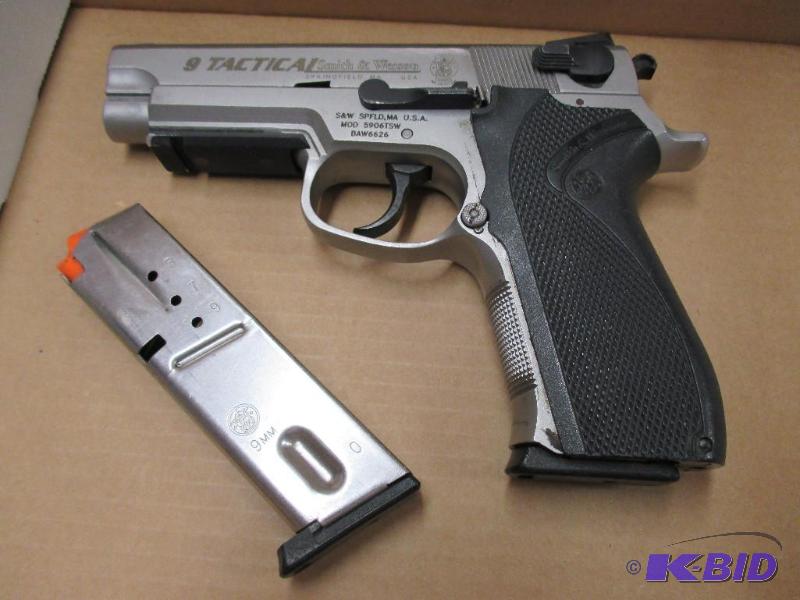 Smith and Wesson 5906TSW semi-auto pistol