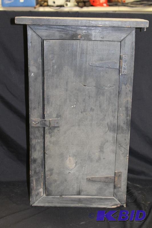 lot 122 image: Large Wooden Box with Door, Would be Great fo...