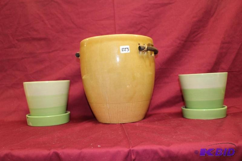 lot 223 image: Decorative&nbspFlower Pots ...