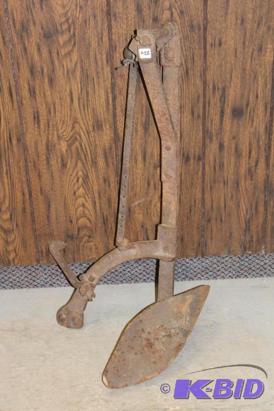 lot 224 image: Single Head Plow ...