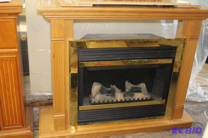 lot 24 image: Electric Fireplace, Heats fine, but doesnt l...
