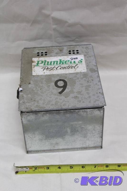 lot 240 image: Rodent Trap ...