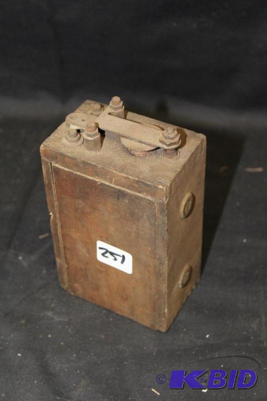 lot 251 image: Antique Telegraph  Morse Code Transponder  ...