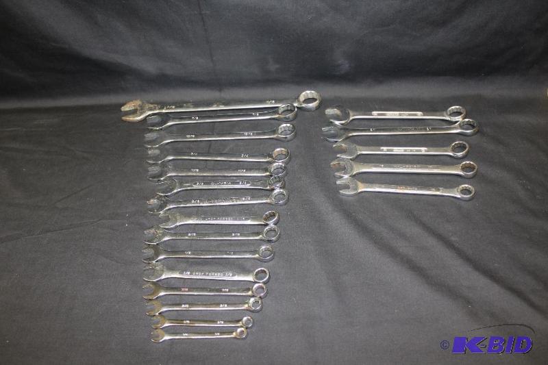 lot 267 image: All the Wrenches ...