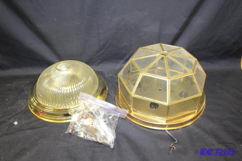 lot 275 image: Ceiling Light Fixtures ...