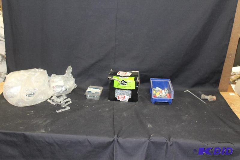 lot 283 image: Assorted hardware ...