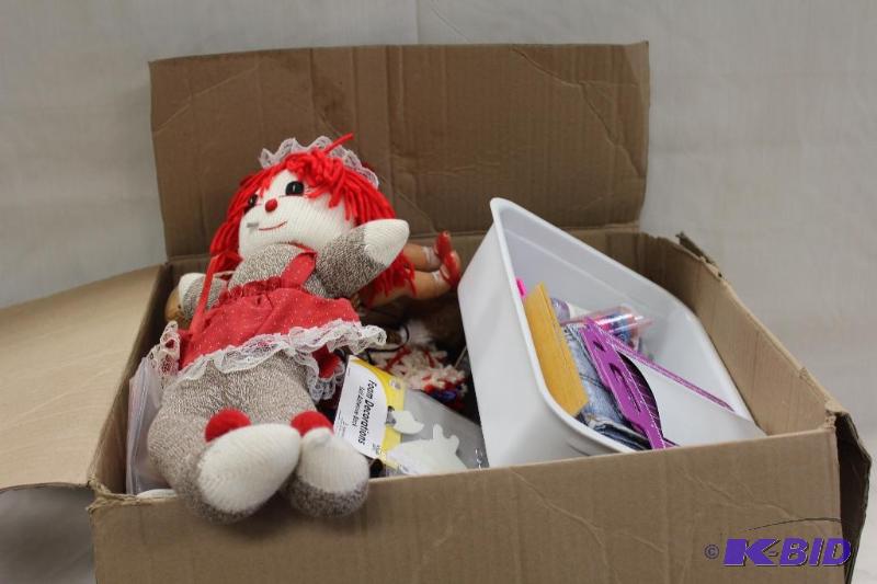 lot 61 image: Large Box of Assorted Items ...